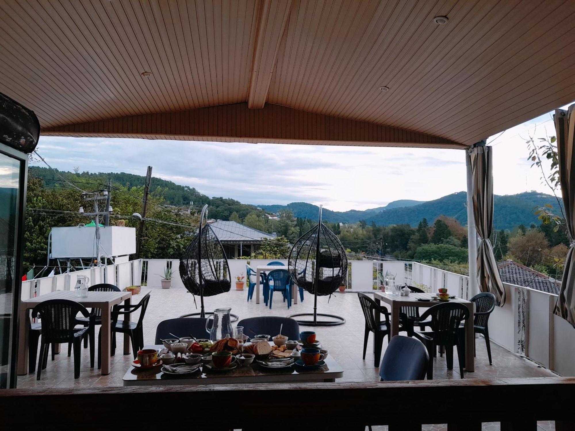 Belas House With Terrace Kutaisi Exterior foto